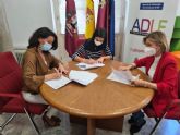 La ADLE renueva sus convenios de colaboracin con la AJE y la AMEP