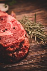 Garzn contra los productos espanoles