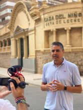MC exige al consejero de Cultura la nulidad del trámite para regalar la Casa del Niño a la fundación familiar de un cargo del Gobierno murciano