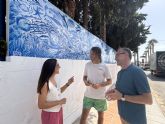El Ayuntamiento presenta los nuevos paneles perimetrales de la plaza Antonio Cortijos, una ventana a la biodiversidad marina de �guilas