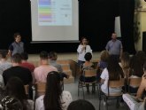 Un total de 37.993 alumnos de ESO y Bachillerato regresan hoy a las aulas