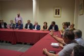 El ministro Jos Luis balos se rene con los afectados por la devolucin de las ayudas del terremoto de Lorca