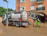 El Ayuntamiento enva a Alfafar un camin autobomba para ayudar en las labores de limpieza del alcantarillado