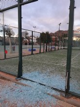 Actos vandálicos contra las pistas de pádel del barrio de La Aceña