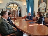 La UCAM y Tranva de Murcia renuevan su compromiso con la movilidad sostenible