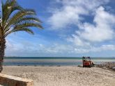 Las playas de Los Alcázares se preparan para Semana Santa, a la espera del buen tiempo y de los primeros bañistas