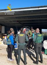 La Guardia Civil detecta la contratación irregular de ocho ciudadanos extranjeros en granjas de Lorca y Puerto Lumbreras