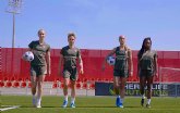 Las jugadoras del Atltico de Madrid Femenino se enfrentan en la Herbalife Teqball Cup