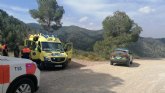 Servicios de emergencia han atendido y trasladado al hospital a un ciclista accidentado cerca de El Cerrillar