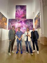 Gonzalo Sicre realiza en la Sala Ver�nicas un despliegue de abstracci�n crom�tica que invita a vivir nuevas experiencias sensoriales