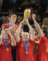 Adamo regalar� un a�o de fibra y m�vil si Espa�a gana el Mundial