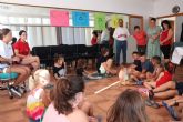 El Local Social de Aguaderas acoge, este verano, como novedad el taller 'Divirtiéndose en Igualdad' con la participación de más de una veintena de niños y niñas