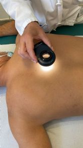 Salud recomienda la autoexploración frecuente para detectar precozmente el cáncer de piel