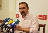 El PSOE propone crear unas bases para regular la concesión de las subvenciones que el Ayuntamiento otorga para la organización de las fiestas populares en barrios y pedanías