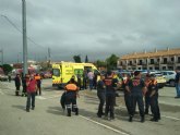 Efectivos de Proteccin Civil colaboran solidariamente en los trabajos de evacuacin ciudadana en Sscar para posibilitar el desembalse controlado de la presa de Santomera