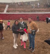 Emilio Serna triunfador de Huaros