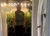 La Guardia Civil desmantela en Totana un invernadero con gran cantidad de marihuana