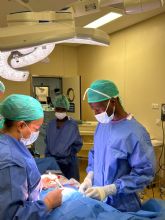 Surg For All impulsa la formaci�n de dos profesionales sanitarios de Tanzania en el Hospital Vithas Valencia 9 de Octubre