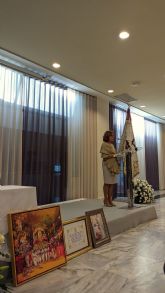 El Paso Blanco homenajea a Dª Mara del Carmen Gallego Ramrez