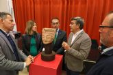 Restauran un modilln antropomorfo de la Torre Alfonsina encontrado en el esquinazo exterior de la ermita del Cristo de la Carrera