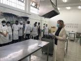 El Ayuntamiento pone en marcha un curso de manipulador de alimentos para el alumnado del IES Carlos III