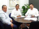 El Ayuntamiento firma el convenio de colaboracin con la IGP Melocotn de Cieza