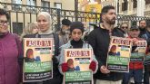 Colectivos propalestinos se concentran ante la Delegación del Gobierno para exigir asilo urgente para Dina y sus hijos, atrapados en Gaza