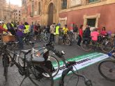 Ahora Murcia participa en la 'bicifestacin' en apoyo de  los  colectivos ciudadanos que demandan un municipio por la salud y contra el cambio climtico