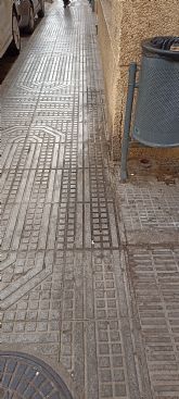 Izquierda Unida cuestiona el gasto en limpieza de Semana Santa y denuncia la ineficacia del servicio contratado