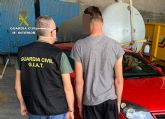 La Guardia Civil investiga a un conductor sin carnet que se fugó de un control de movilidad