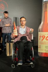 Agust�n Fern�ndez Checa ganador del IV Certamen Homebrewing de Cervezas 1906 por la mejor reinterpretaci�n de nuestra popular �La Milnueve�