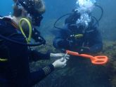 Medio Ambiente participa en una jornada de limpieza de fondos submarinos en Cabo de Palos para retirar plomos de pesca deportiva