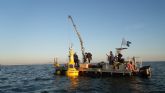 Investigadores europeos, liderados por la UCAM, instalan la primera boya inteligente en el Mar Menor