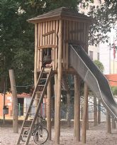 VOX denuncia que 'los parques de juegos infantiles son los nuevos dormitorios de los ilegales'