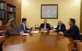 Mario mantiene una reunión con el alcalde de San Javier