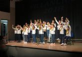 Casi 300 alumnos dan brillo a una nueva edición del festival escolar de villancicos