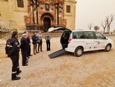 La Fundacin Camino de la Cruz dona un vehculo adaptado para facilitar el acceso al Santuario