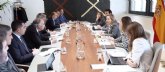 Calviño mantiene un encuentro con los presidentes y directivos de las fundaciones bancarias