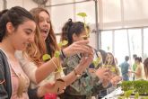 Estudiantes de Jumilla, Murcia, San Javier y Fuente Álamo descubren la piña hidropónica en la UPCT