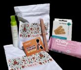 Clarel se convierte en parada imprescindible de la Feria de Abril: bolsillo de flamenca y retoques de maquillaje gratis en tienda