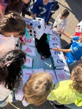 El CEIP Ntra. Sra. de Loreto celebra la jornada 'Matem�ticas en la calle'