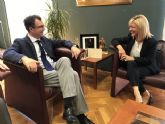 El alcalde se rene con la directora regional de Carrefour de cara a la prxima apertura del hipermercado en Murcia