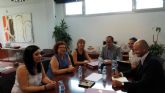 La alcaldesa de Campos del Río se reúne con el director del INFO para revisar el dossier de comercialización de Halcón Foods