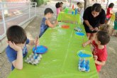 Unos 15 niños participan en el programa “Imperdible Concilia” que se celebra en el Centro Social del Tirol-Camilleri durante todo el verano