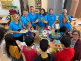 Voluntarios de CaixaBank atienden a ms de 1.000 menores vulnerables para su refuerzo escolar durante el verano