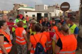 Decenas de voluntarios se unen al Ayuntamiento para ayudar a los afectados por las inundaciones