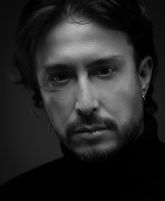 Jean Pierre Carrillo: el arquitecto creativo que transforma la industria del entretenimiento