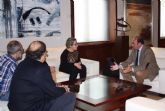 Pedro Antonio Snchez se rene con la presidenta del Colegio Oficial de pticos-Optometristas de la Regin de Murcia