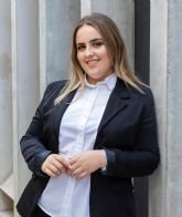 La murciana Paloma S�nchez, finalista del concurso nacional 'Camarero del A&ntilde;o'