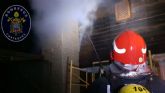 Bomberos de Cartagena extinguen un incendio en una vivienda de El Pozo de los Palos